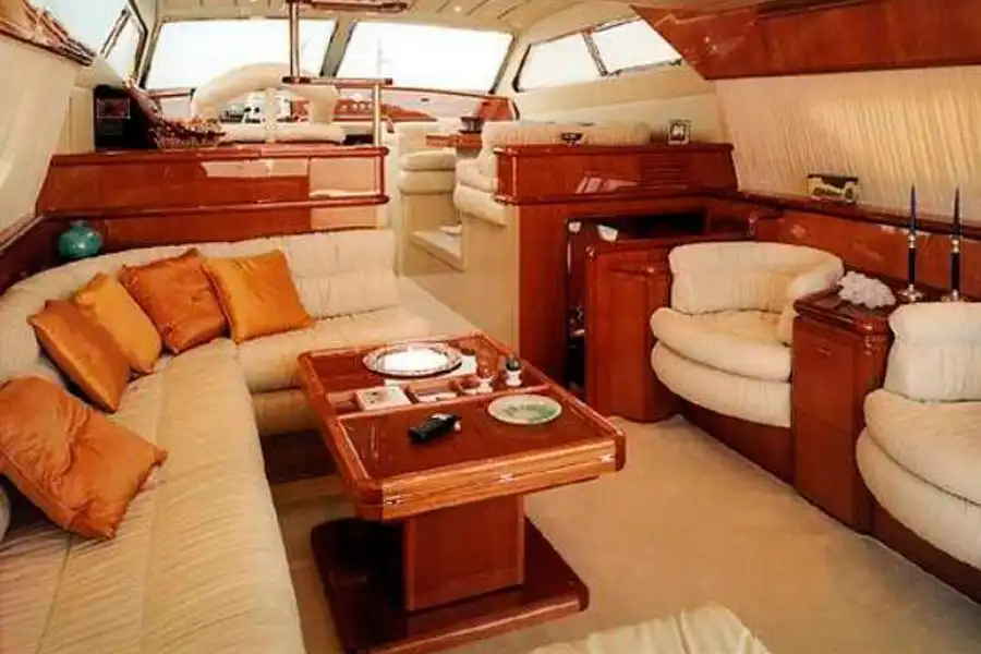 Alanya Yat Kiralama 20m Ferretti 620